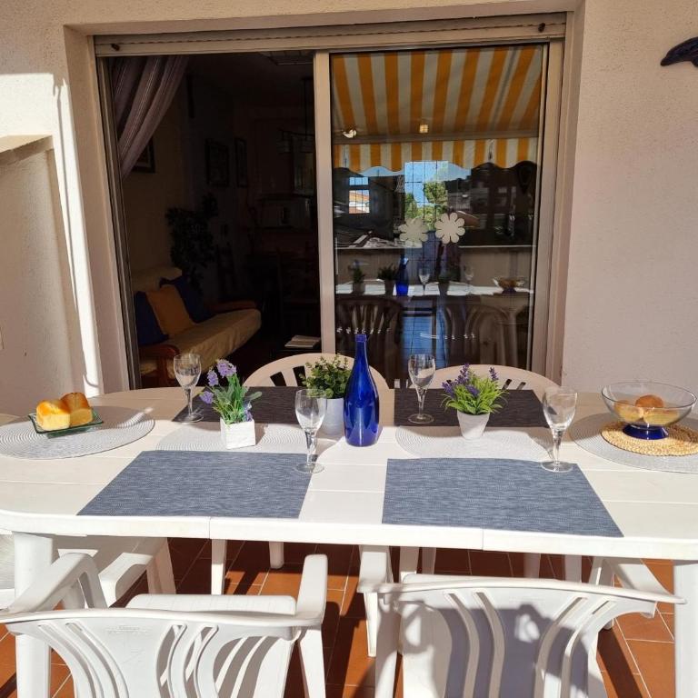 Apartamento de 3 habitaciones con terraza cerca de la playa - HISP-236-75 - Apartment - 20