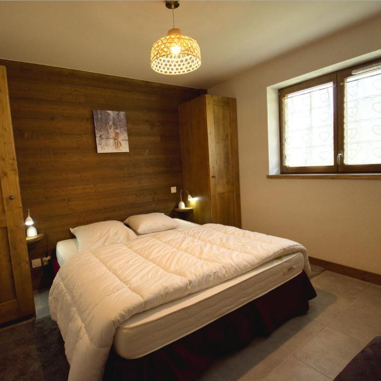 Bel appartement avec parking, 2 chambres près du Lac Bleu - Appartement 2 Chambres - 12