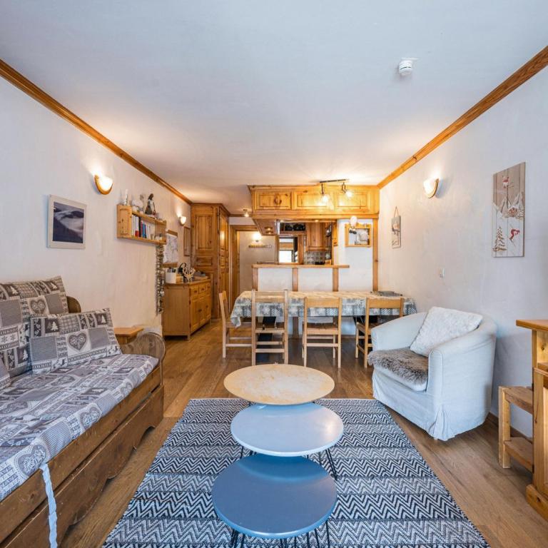 Appartement 2P avec balcon au centre station, Val-d'Isère - FR-1-518-84 - Apartment - 5