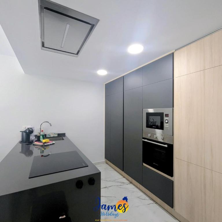 Modern Family Apartment with Pool Duly15 - Apartment - 11