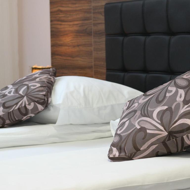 Hotel Story - Exclusive Double Room - 11