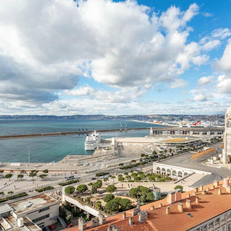 Studio vue imprenable sur la mer proche Vieux-Port - Appartement - 2