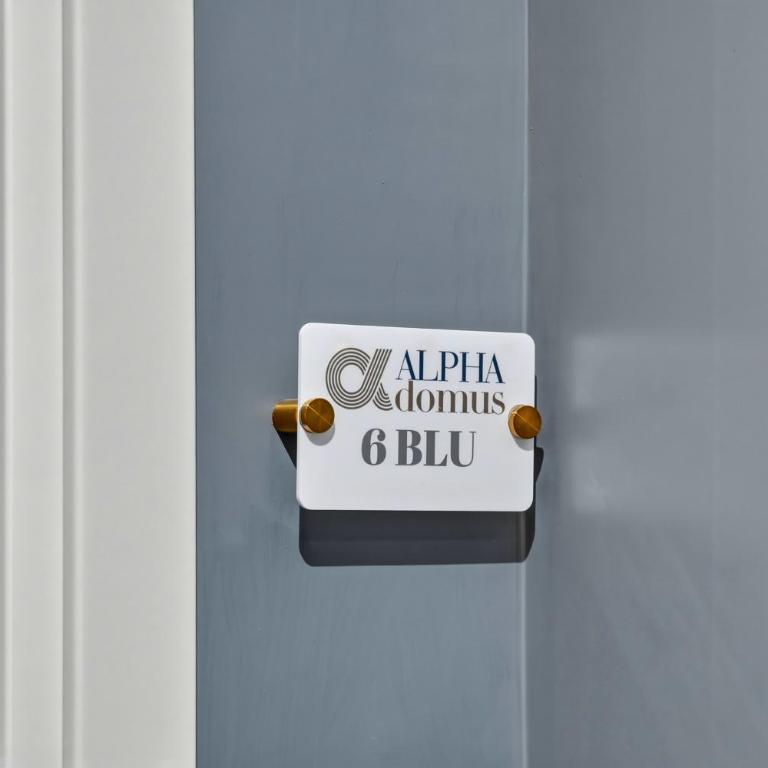 Alpha Domus 6 - Appartamento con 2 Camere da Letto - 1