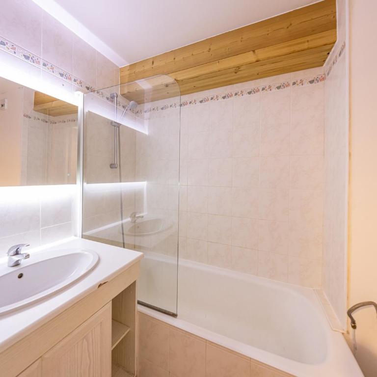 Studio moderne proche pistes, 4 pers., ski casier - FR-1-807-112 - Estudio - 7
