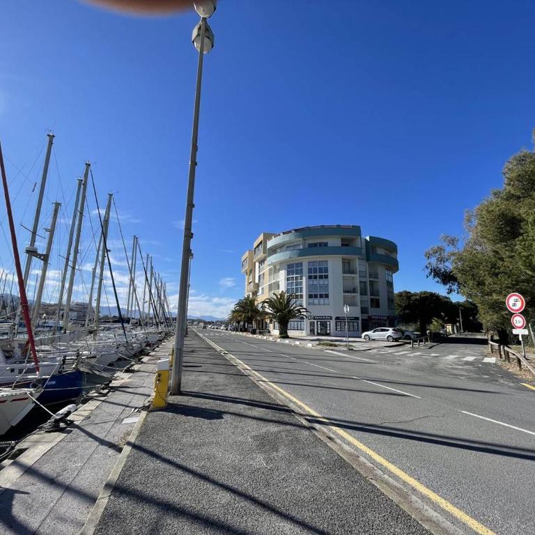 Studio cabine pour 4 pers, proche plage, animaux admis - Saint-Cyprien - FR-1-106-91 - Appartement - 1