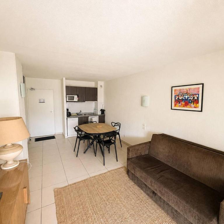 Appartement T2 climatisé avec terrasse, proche plage à Argelès-sur-Mer, parking et piscine inclus - FR-1-388-202 - Appartement - 4