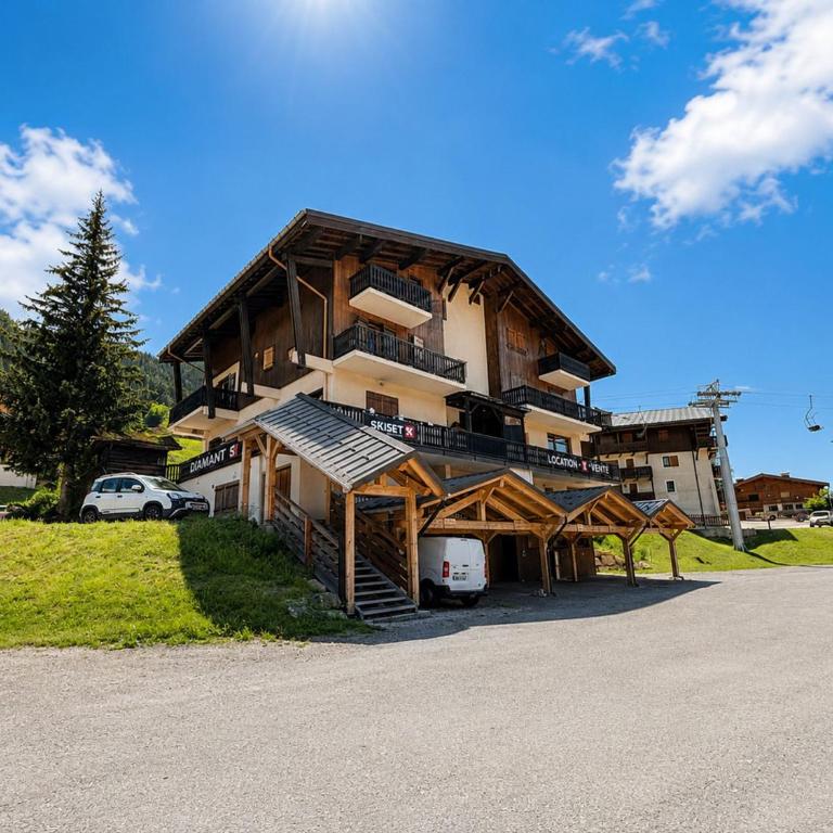 Appartement de charme pour 8 pers. au pied des pistes avec WIFI et Parking - Appartement 3 Chambres - 24