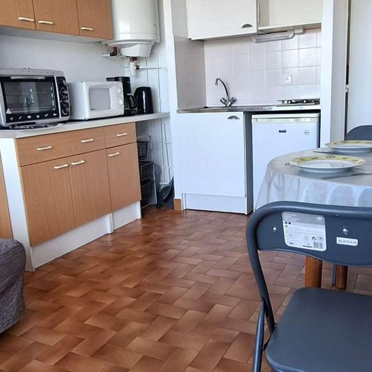 Studio accueillant, animaux admis - 2 pers. - FR-1-571-75 - Appartement - 10