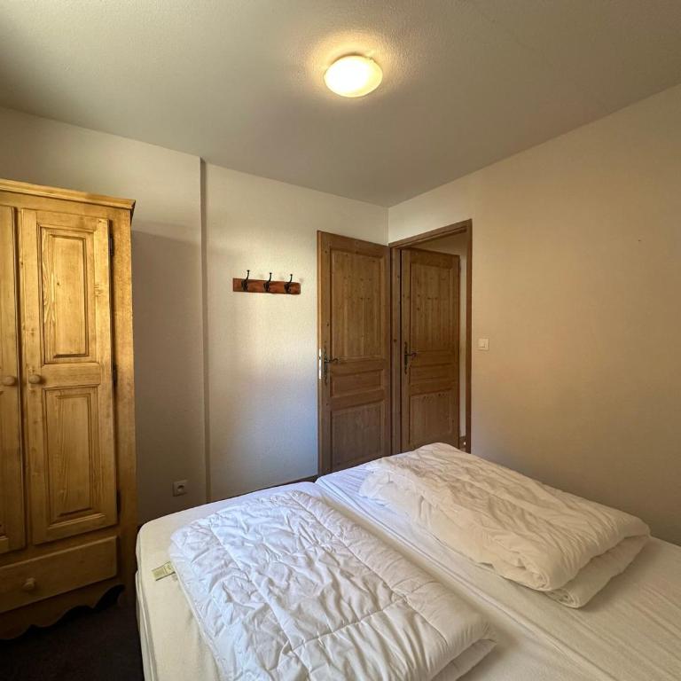 Appartement spacieux 4 chambres, pieds pistes, parking inclus - Appartamento con 4 Camere da Letto - 14