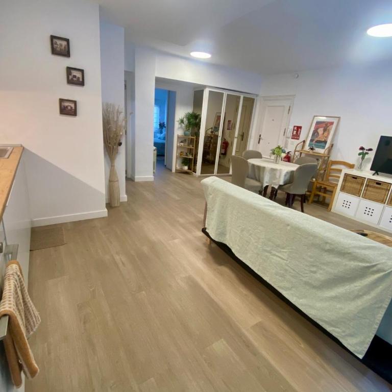 Piso con terraza junto a la playa - Appartamento con 2 Camere da Letto - 33