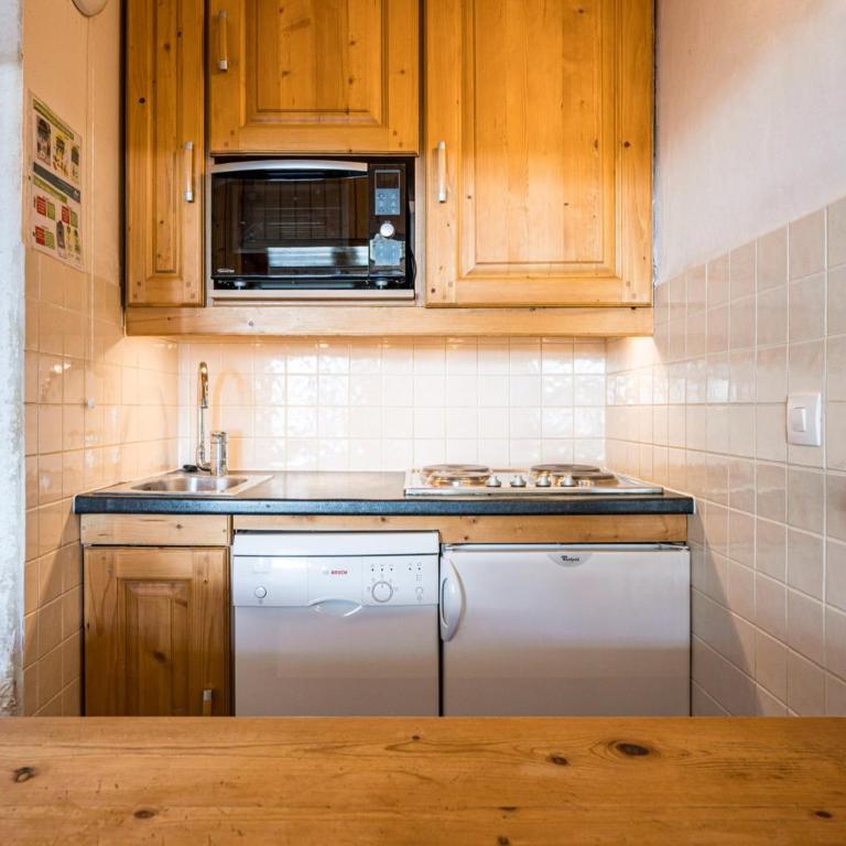 2 pièces ski aux pieds, balcon sud, Val d'Isère - FR-1-518-150 - Appartement - 5