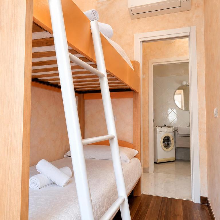 Hostdomus - Urban Nest - Appartamento con 2 Camere da Letto - 4