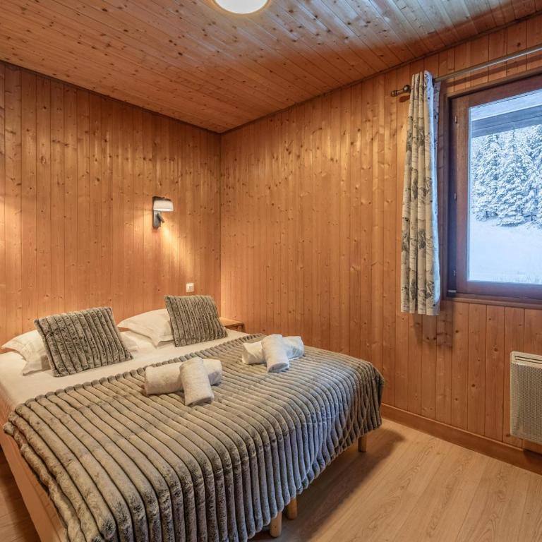 Chalet familial Savoyard près du Mont-Blanc - Accueille 10 pers. - FR-1-343-258 - Chalet - 13