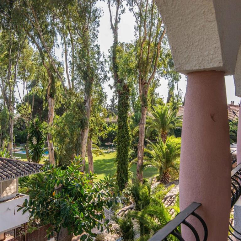 Fuentes del Rodeo - Apartamento Deluxe de 2 dormitorios con vistas al jardín - 35