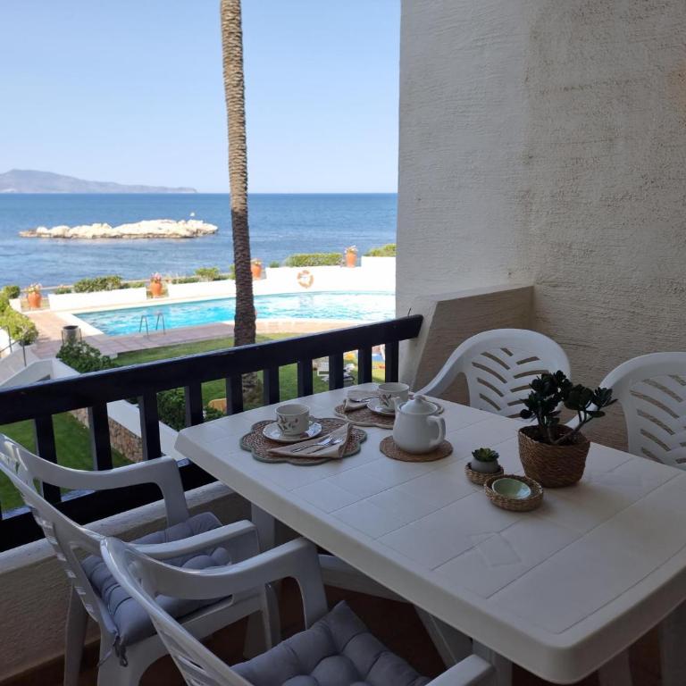 Apartamento acogedor a 50m de la playa con terraza - HISP-236-124 - Apartment - 15