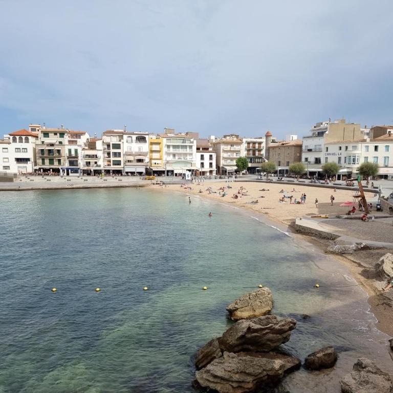 Apartamento acogedor a 50m de la playa con terraza - HISP-236-124 - Apartment - 21