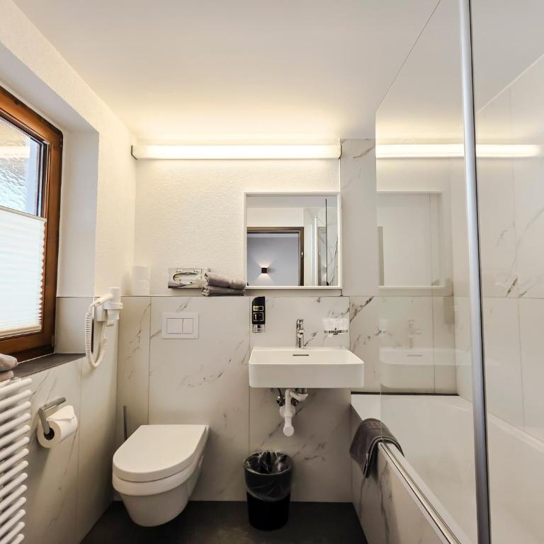 Hotel Garni Birkenhof - Comfort Doppelzimmer mit Balkon - 8