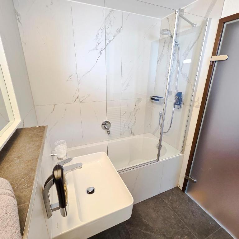 Hotel Garni Birkenhof - Comfort Doppelzimmer mit Balkon - 5