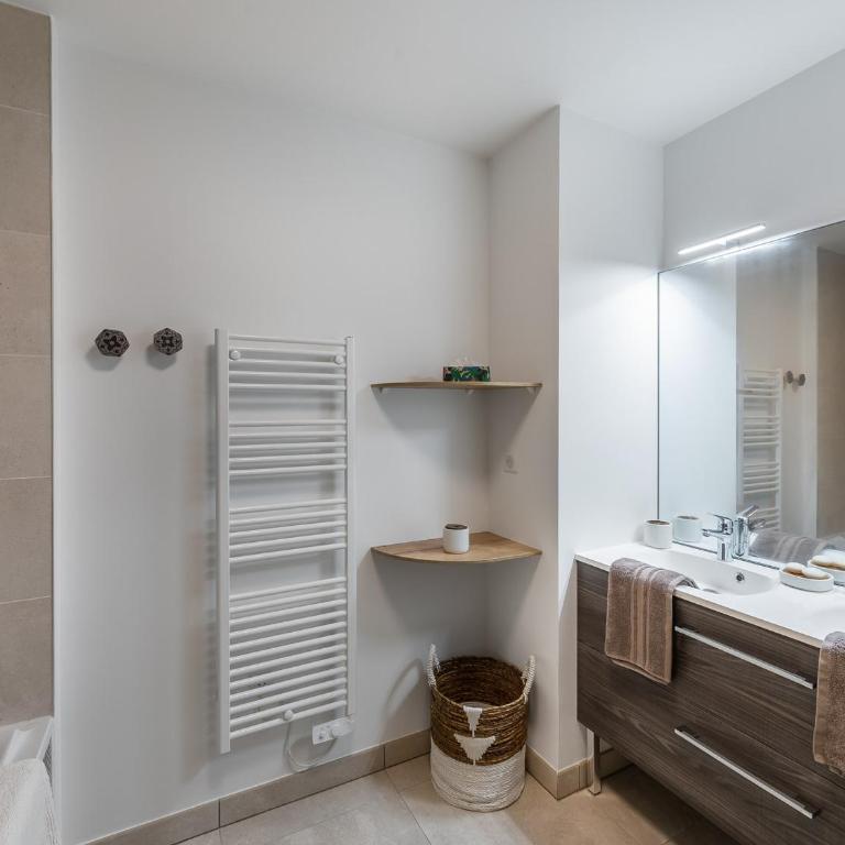 Appartement Confortable avec 2 Chambres, Terrasse et Parking à Megève - FR-1-569-123 - Apartamento - 12