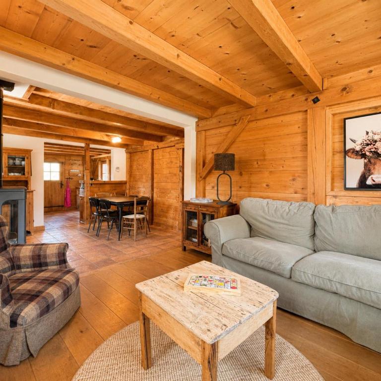 Chalet cosy 6-8 pers avec poêle à bois et terrasse ensoleillée - FR-1-505-154 - Chalet (6 Adultes) - 1