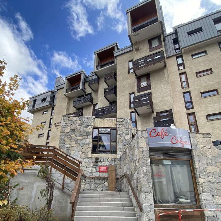 Appartement lumineux au Val Claret, proche pistes et commerces - FR-1-889-32 - Appartement - 12