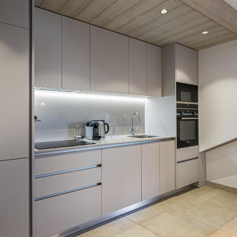 Appartement lumineux pour 6 pers à Méribel avec cheminée - FR-1-565-23 - Appartement (6 Adultes) - 16