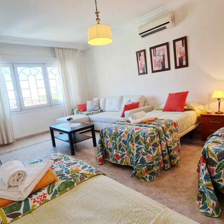 6 Bedroom Villa with Private Pool Games Room - Villa con piscina privada - 35