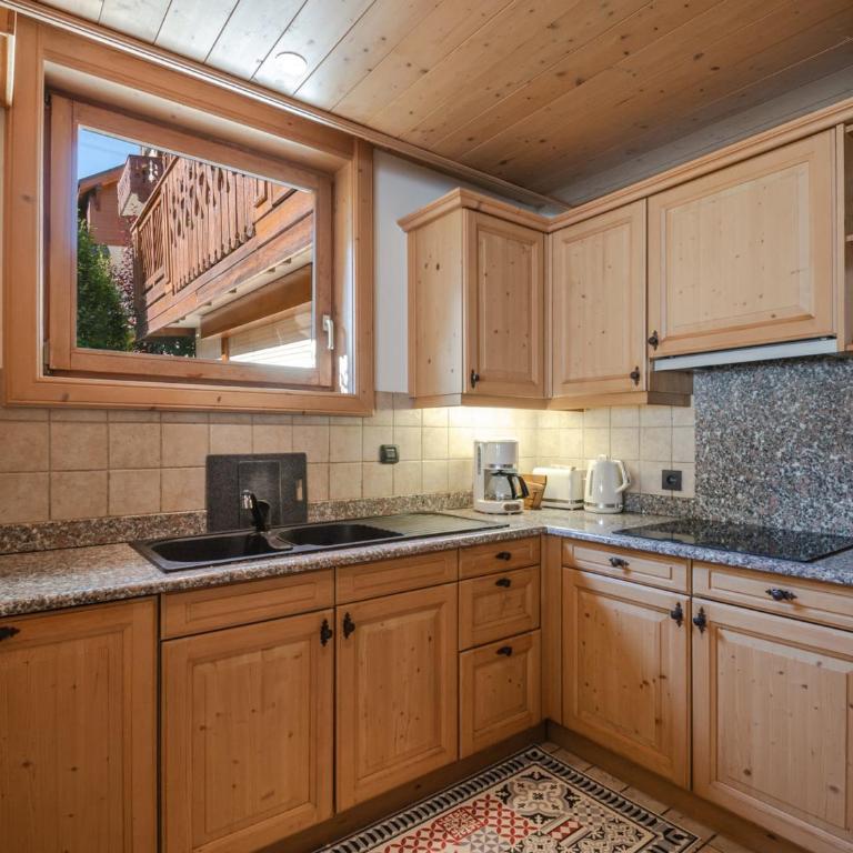 Grand appartement 6 pièces pour 10 pers. proche pistes, animaux OK, parking, WiFi - FR-1-343-223 - Apartment - 9