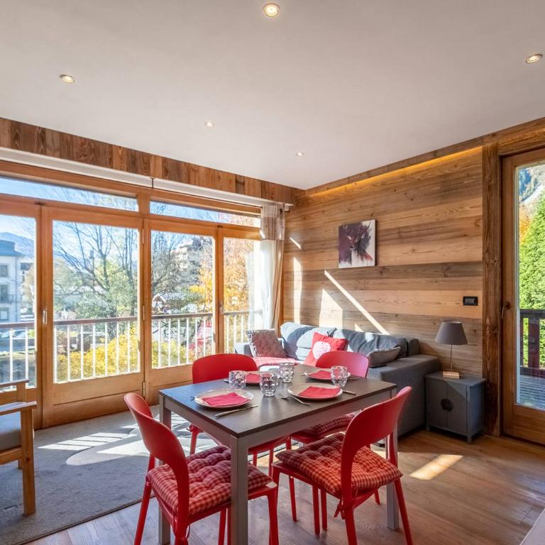 Appartement cosy avec terrasse au centre-ville, 4 pers, parking, WiFi - FR-1-343-222 - Apartment - 1