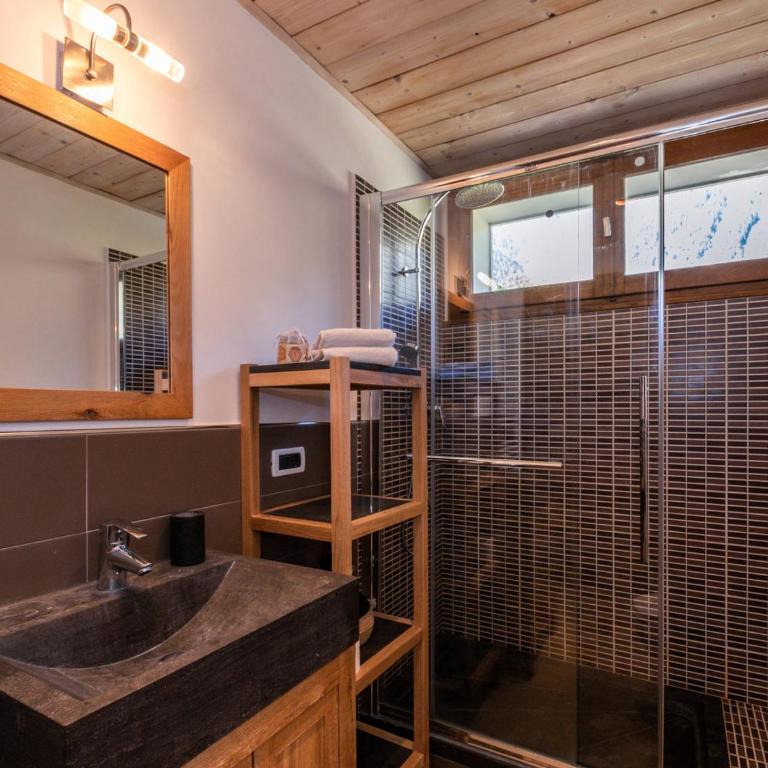 Appartement cosy avec terrasse au centre-ville, 4 pers, parking, WiFi - FR-1-343-222 - Apartment - 9