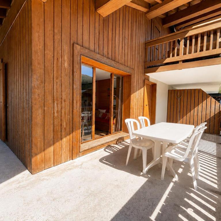 Appartement au cœur du village avec piscine et terrasse - Appartement 2 Chambres - 16