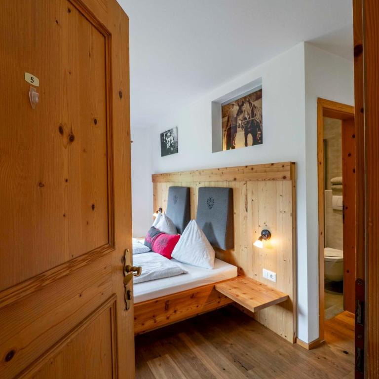 Untersillerhof - Doppelzimmer mit Balkon - 5