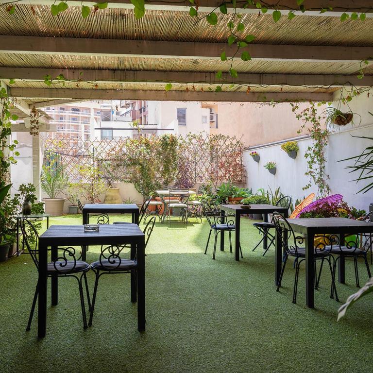 CeO LUXURY SUITE DI CAGLIARI - King Room with Garden View - 17