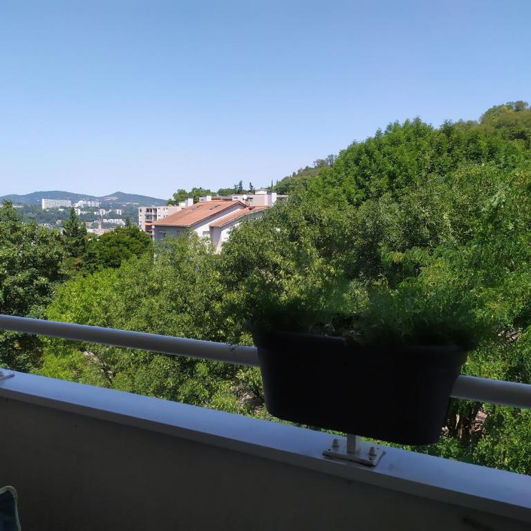 Chambre Lyon 9 Gorge de Loup Ligne D - Double Room - 3