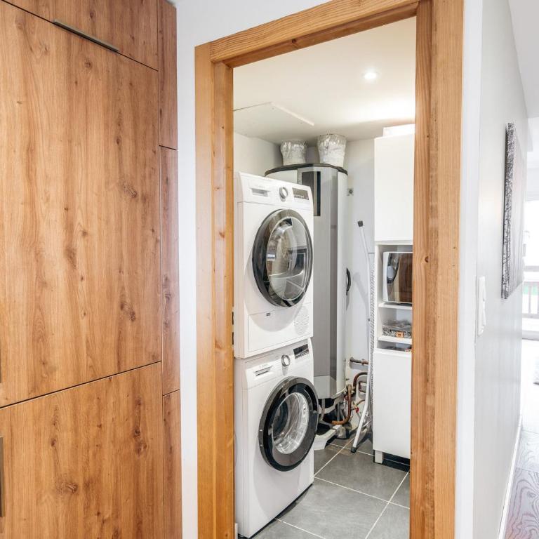 Appartement spacieux T4 de 110m² avec terrasses et parking, parfait pour vos vacances - FR-1-546-49 - Apartment - 11