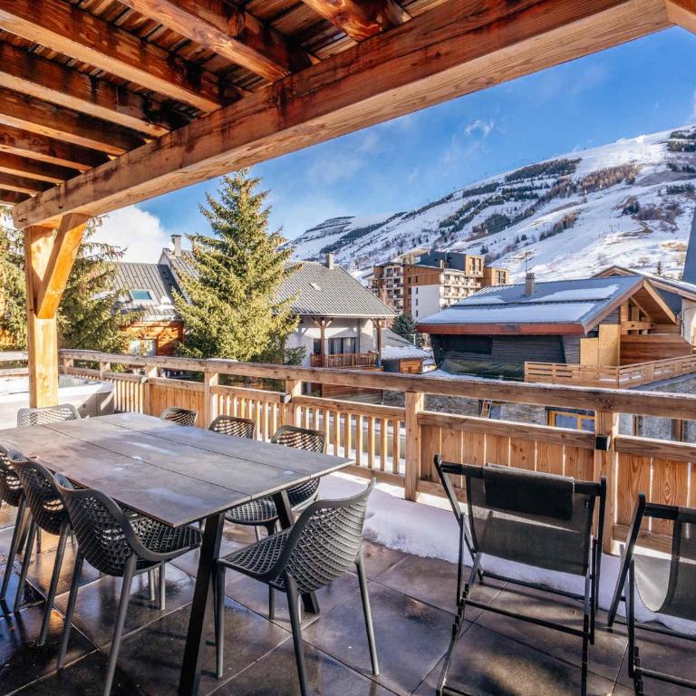 Appartement spacieux T4 de 110m² avec terrasses et parking, parfait pour vos vacances - FR-1-546-49 - Apartment - 16