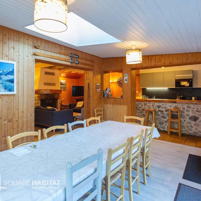 Maison au centre du village, cour privative, au calme, Wi-Fi, cheminée, idéale pour familles. - FR-1-401-234 - Maison de Vacances - 14