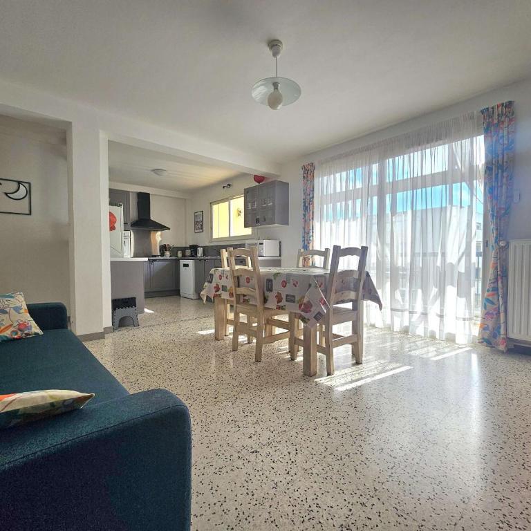 Superbe T3 avec loggias fermées, garage, et wifi à Balaruc-les-Bains, classé 3 étoiles - FR-1-553-216 - Appartement - 3