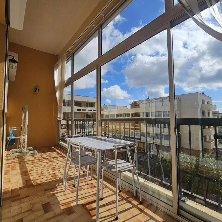 Superbe T3 avec loggias fermées, garage, et wifi à Balaruc-les-Bains, classé 3 étoiles - FR-1-553-216 - Appartement - 14