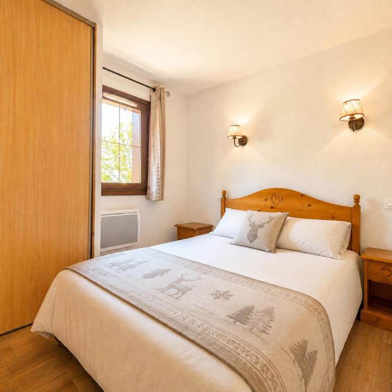 Agréable appartement au pied des pistes avec piscine - FR-1-505-170 - Apartment - 24