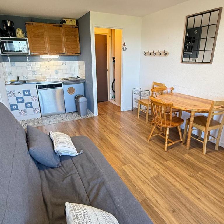 Pied des pistes, 2 pièces pour 5 pers, balcon, vue vallée - Appartamento con 1 Camera da Letto - 3