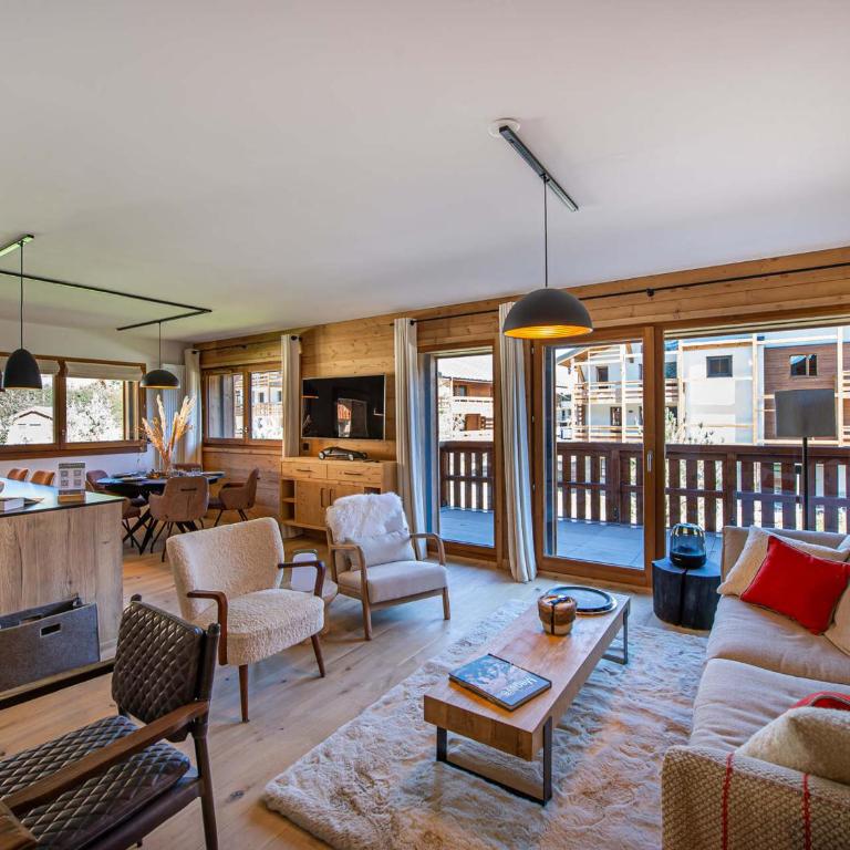 Appartement chic alpin de 100m² avec balcon et garage, proche centre Megève - FR-1-569-100 - Apartment - 1