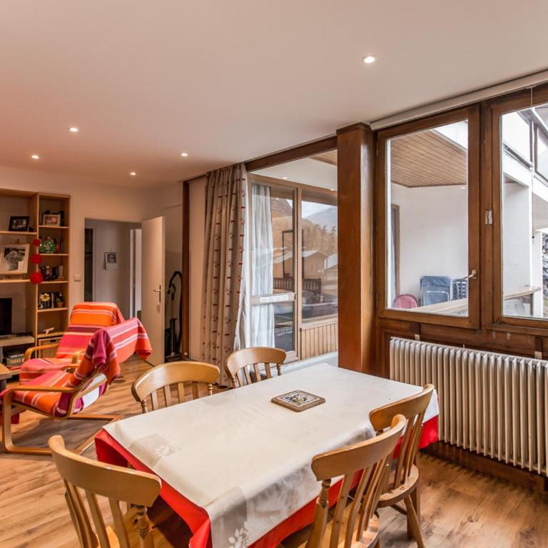 Confortable 3 pièces · Centre · 5 min des pistes · Parking · Wifi - FR-1-518-93 - Apartment - 15