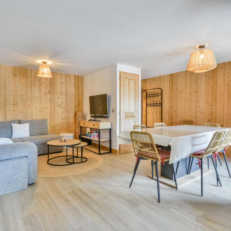 Duplex 8 pers moderne, centre Morzine, proche télécabines - FR-1-684-69 - Apartment - 1