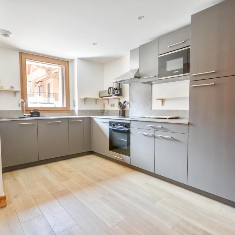 Duplex 8 pers moderne, centre Morzine, proche télécabines - FR-1-684-69 - Apartment - 13