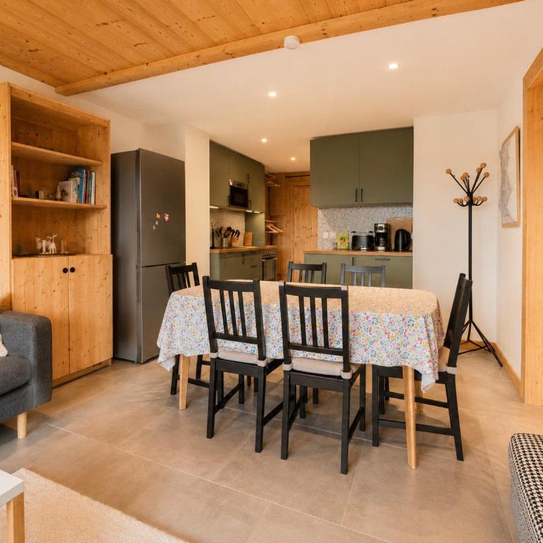 Appartement moderne proche pistes, 6 pers, balcon sud, animaux admis, parking, wifi - Appartement 2 Chambres - 19
