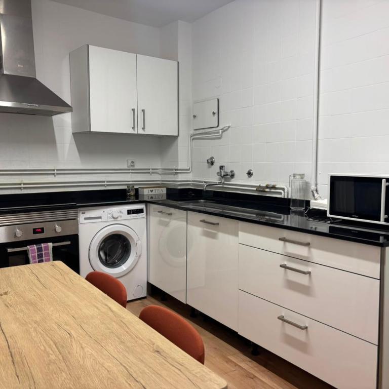 Apartamento Catedral de Pamplona - Appartamento con 3 Camere da Letto - 11