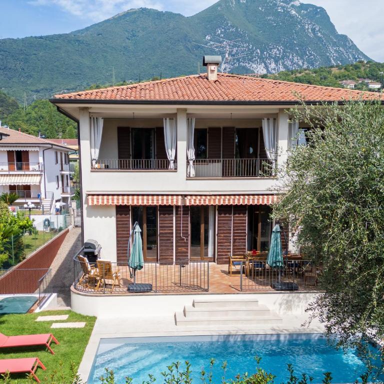 Villa Acqua Blu Gorgeous villa with ample garden - Villa - 62