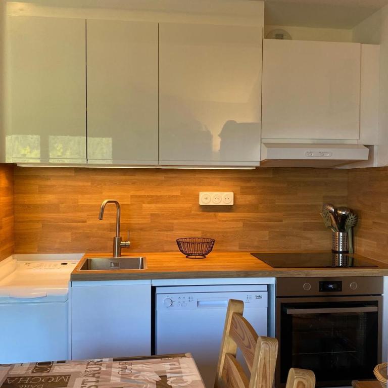 Duplex rénové 6/8 pers, 2 sdb, balcon, coeur station, casier skis - FR-1-265-203 - Apartment (8 Erwachsene) - 15