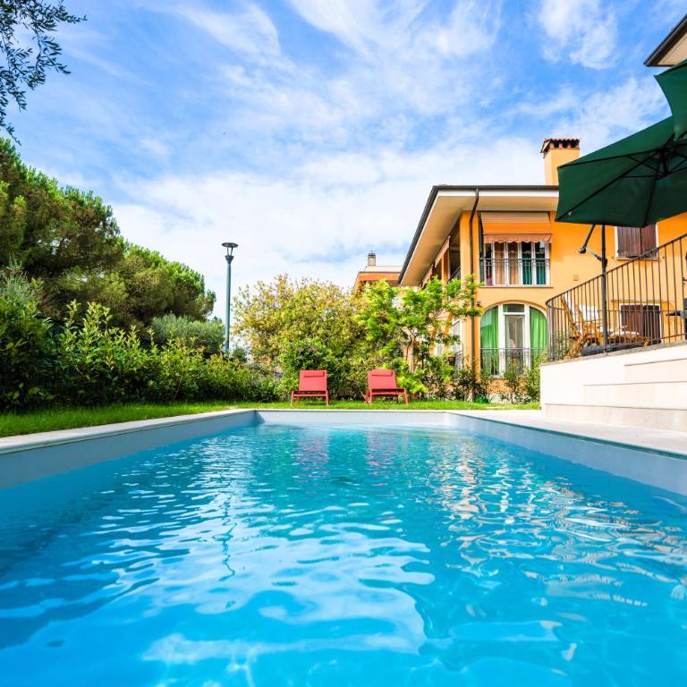 Villa Acqua Blu Gorgeous villa with ample garden - Villa - 11